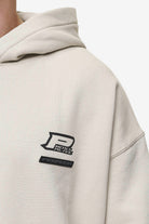 Pegador Hawkins Oversized Hoodie Washed Light Beige Detailshot aus der Most Alive Kollektion für Herren